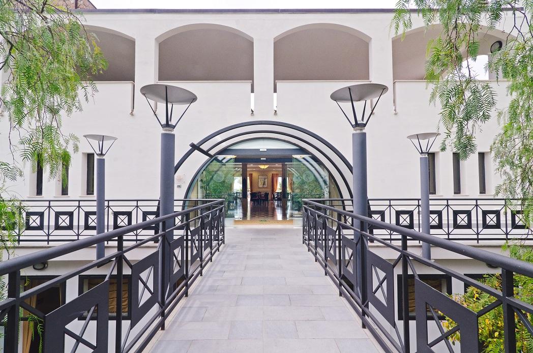Castellaro Golf Resort Dış mekan fotoğraf