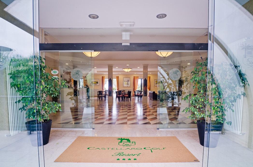 Castellaro Golf Resort Dış mekan fotoğraf