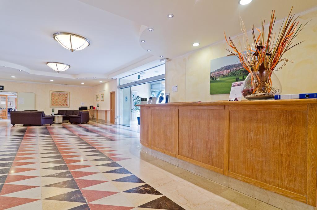 Castellaro Golf Resort Dış mekan fotoğraf