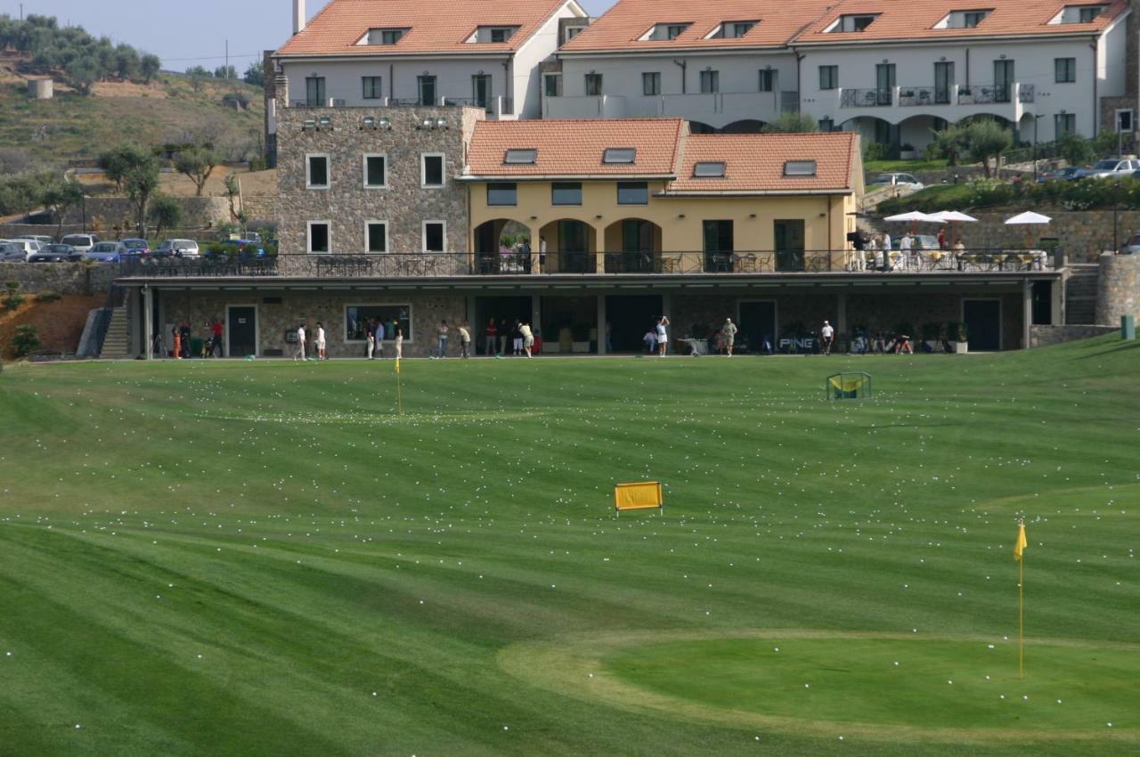 Castellaro Golf Resort Dış mekan fotoğraf