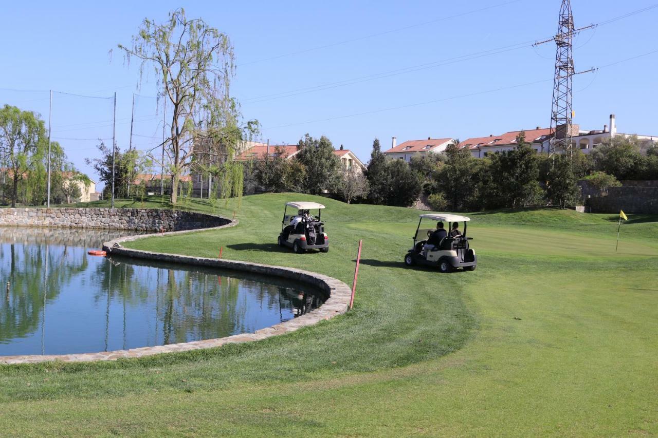 Castellaro Golf Resort Dış mekan fotoğraf